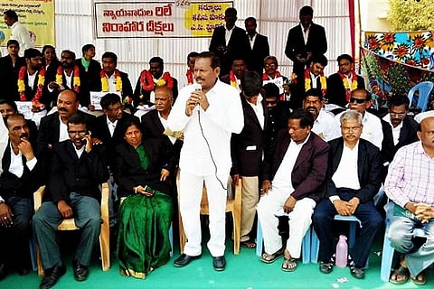 Protesting Andhra lawyers meet Hyd HC CJ, demand high court in Rayalaseema region