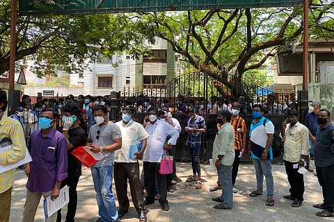People crowding to get Remdesivir at KMC in Chennai 