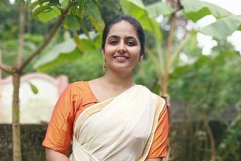 Sona Abraham 