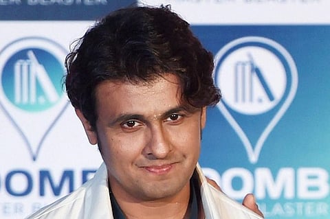 After offering to apologise, Sonu Nigam shaves off his head