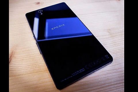 Sony slashes prices of premium Xperia X, Z5 smartphones