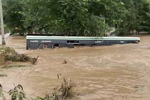 APSRTC bus submerged in Kadapa's Rajampet during Andhra flash floods, 30 passengers travelling in RTC buses washed away, 12 dead