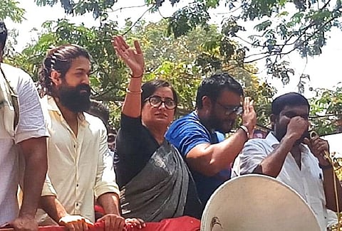 Amidst massive fanfare and support, Sumalatha files nomination from Mandya LS seat