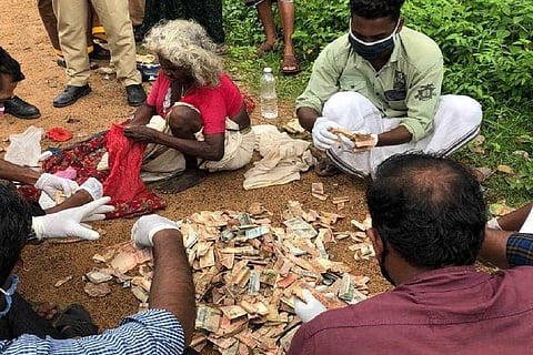 Kerala 80-yr-old has Rs 30000 in old notes as savings, unaware of demonetisation