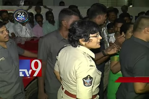 'Don't do politics over dead bodies': Watch this Andhra cop tick off an MLA
