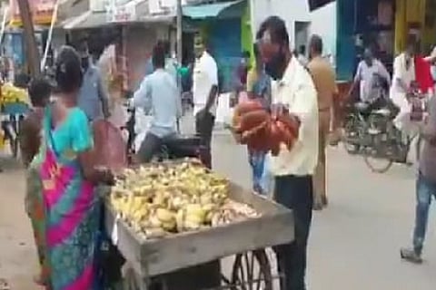 Vaniyambadi Municipal Commissioner transferred for intimidating vendors in TN