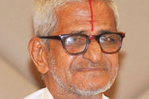 'Will ensure those who put illegal banners are sent to jail': 'Traffic' Ramaswamy to TNM