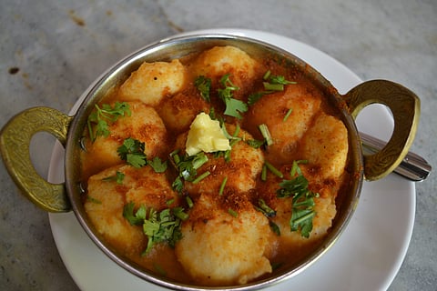 Button idli served in sambar in New Krishna Bhavan