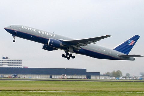 United Airlines under fire in the US for barring teens wearing leggings from flight