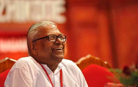 Stepping up the ante: VS Achuthanandan to meet JNU students