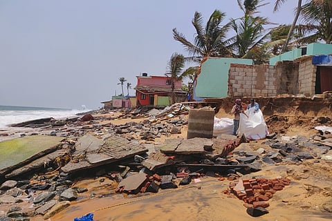 Sea erosion destroys houses in Kerala's Valiathura coast, families demand seawall 