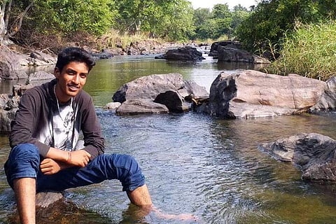 17-yr-old Bengaluru student drowns during college trip, parents accuse professor of negligence