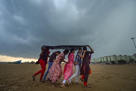 Women at Chennai's beach