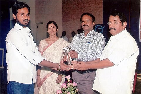 Meet ‘blood Abbas’, a Coimbatore flower seller who has supplied over 1.5 lakh units of blood
