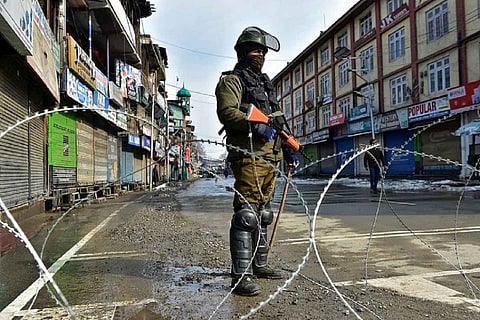 Representational image of an Indian Army soldier in Kashmir