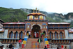 Badrinath Yatra halted after heavy rain in Uttarakhand