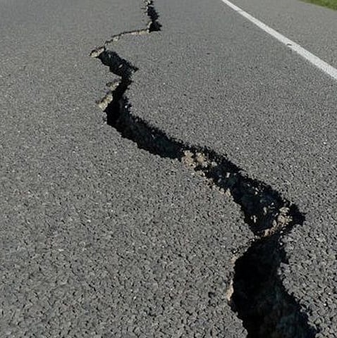 Nepal earthquake: Close to 500 feared dead, death toll in India reaches 11