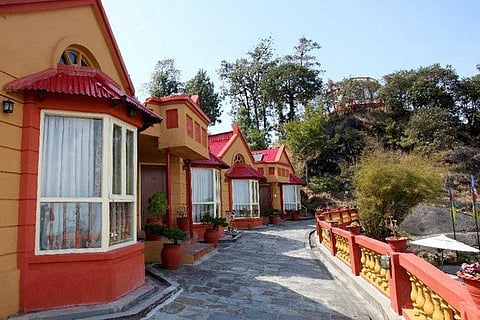 8 tourists from Kerala, including 4 kids, found dead in Nepal hotel room