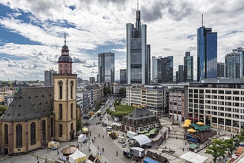 Germany: 70,000 evacuated in Frankfurt to defuse WWII bomb