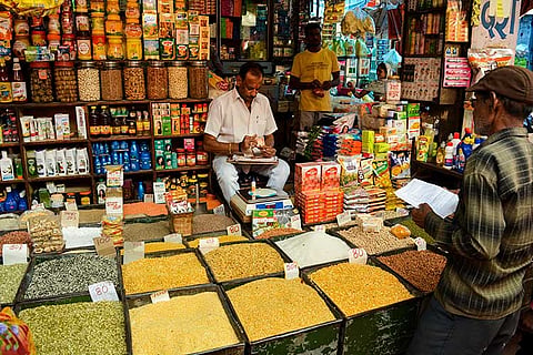 Reliance to digitise 5 mn Indian kirana stores by 2023: Report