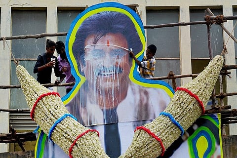 Rajini starrer 'Kabali' earns Rs 250 cr on opening day in India