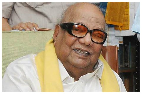 Karunanidhi asks Modi govt to reduce excise duty on petrol and diesel