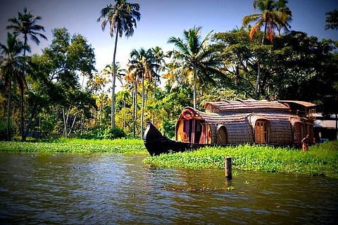 After floods, Kerala welcomes first chartered flight of international tourists