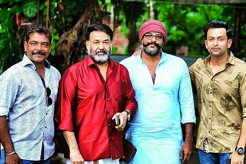 In his latest blog, Mohanlal hails Prithviraj as a director of passion