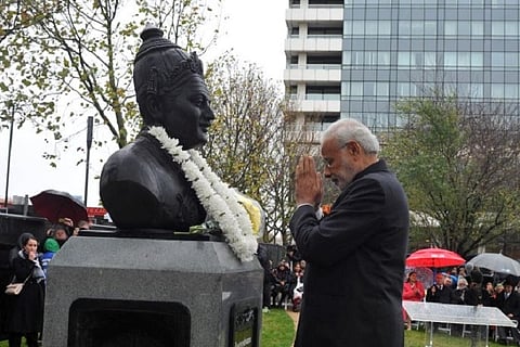 Modi takes Lingayat issue to London, garlands Basaveshwara statue on UK tour