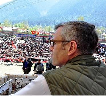 Kashmir secretariat resumes functioning after 16 days