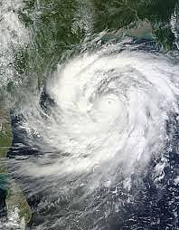 PM chairs meeting on Cyclone Hudhud to assess situation