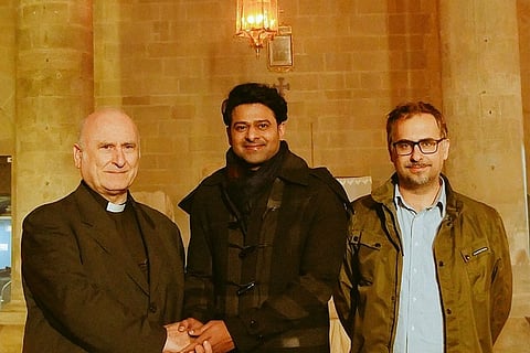 Prabhas' new avatar in his upcoming flick goes viral