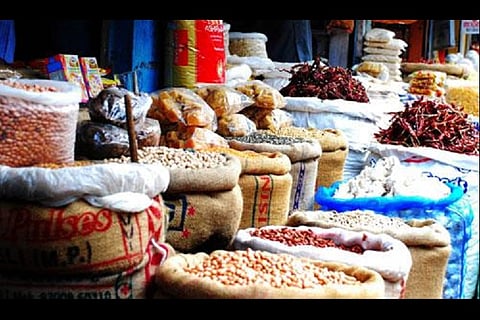 Demonetisation: Section of traders in Kerala shut shop to protest cash crunch