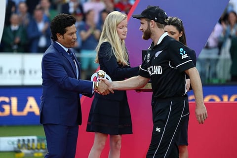What Sachin told Kane Williamson while handing him Player of the Tournament trophy