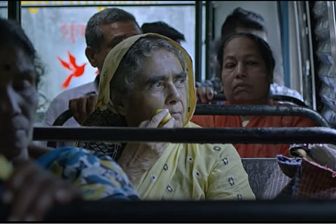 Still from Saudi Vellakka