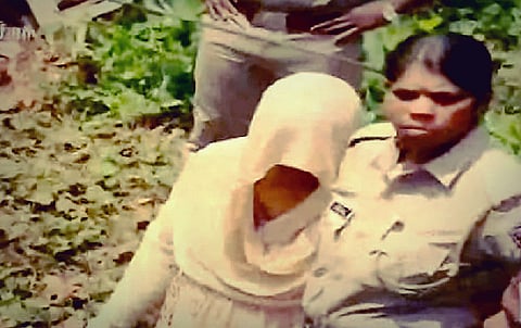 Kerala man dies after wife attacks him with acid in Malappuram