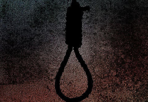 Father of endosulfan victims commits suicide in Kerala 