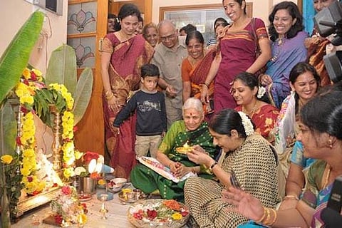 Sushma's ties with Ballari: Varamahalakshmi puja, her Kannada and paddu pongalu