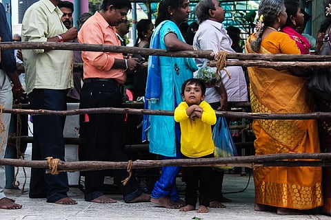 A dress code in temples that almost everyone seems to be welcoming