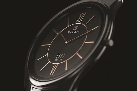 Titan ties up with Amazon.com to foray into US market