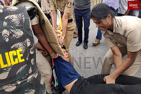 Live updates: Anti CAA-NRC protests across India amidst clampdown by police 