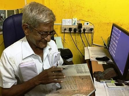 Tit for tat: ‘Traffic’ Ramaswamy files defamation case against Jayalalithaa