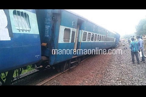 Thiruvananthapuram-Mangalore express derails near Kochi, 12 coaches off-track