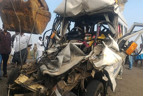 10 Sabarimala devotees killed in TN road accident
