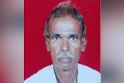 Telangana farmer dies while waiting in queue to buy urea, political slugfest begins 
