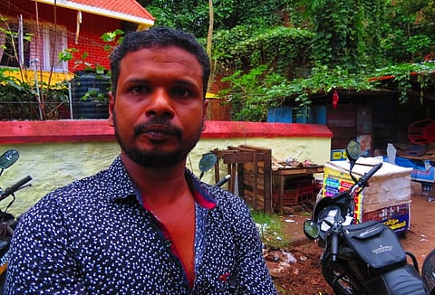 This zoo employee spent four hours in a cobra enclosure to wake up the govt