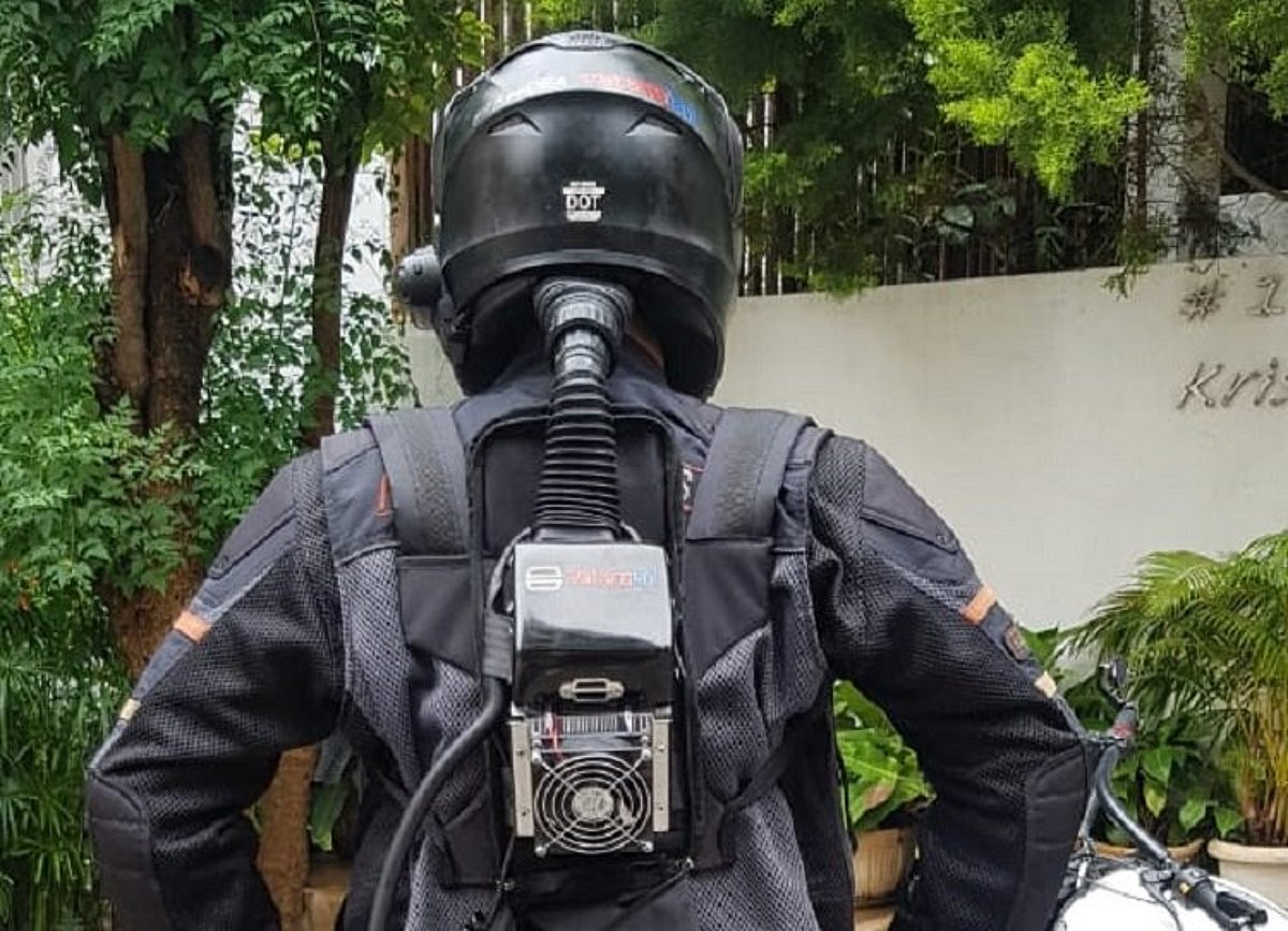 air conditioner for motorcycle helmet AirCon V2 Cooler 4 Inch efficiency micro The A/C Helmet Is a