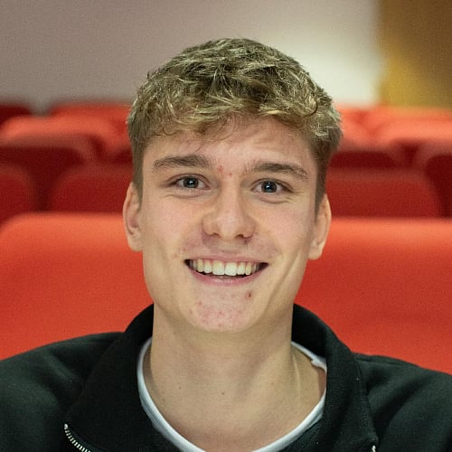 Alex Oakhill