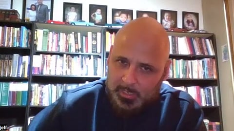 Pastor Jeff Sapocinik