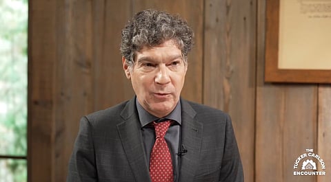 American biologist, author, and podcaster Bret Weinstein
